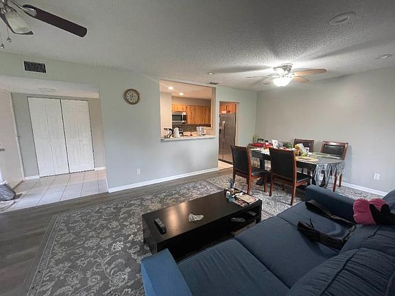 5th image of 100 Sweetgum Woods Ct