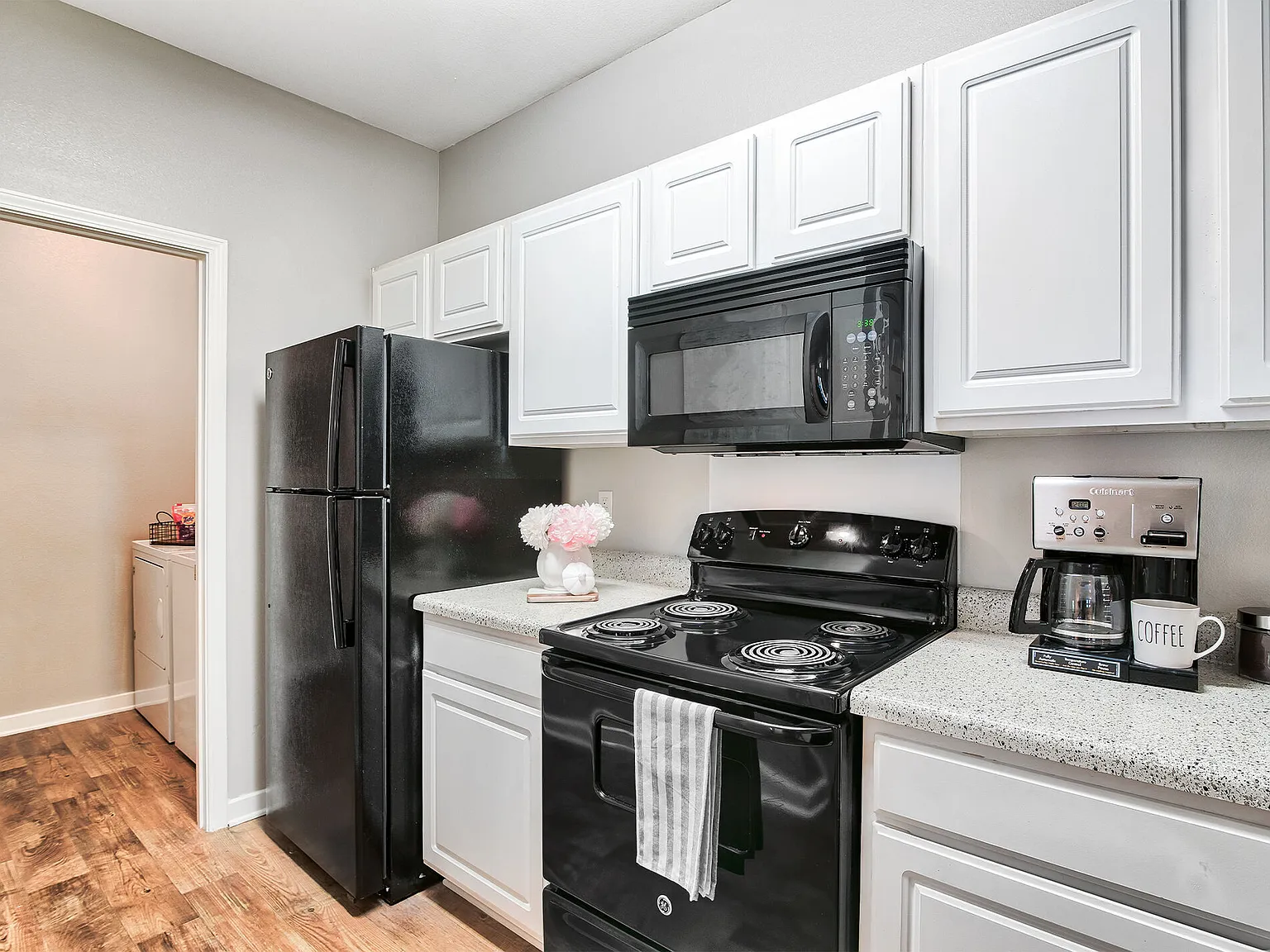 Cypress Lake Apartments — Photo 1