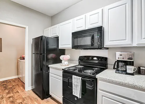Cypress Lake Apartments Photo 1