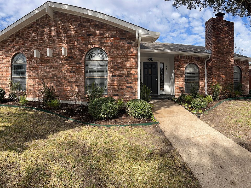 1st image of 726 Greenhill Ln