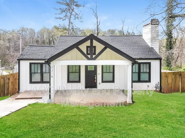 2215 Lang Dr SW, Atlanta, GA 30315