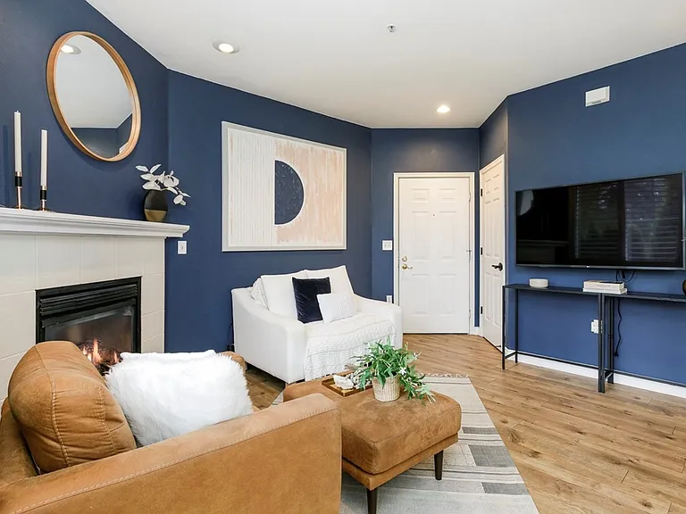 13000 Admiralty Way #K103 — Photo 4