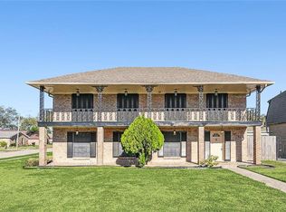 10101 Brookfield Dr, New Orleans, LA 70127