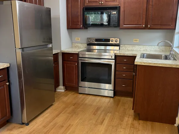 (undisclosed Address), Chicago, IL 60659