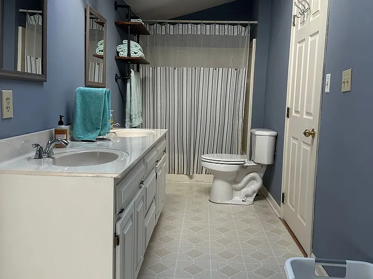 19427 Saturn Dr — Photo 13