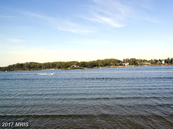 Unobstructed Views of the Fabled South River