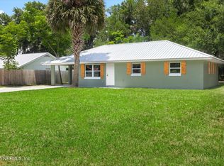 110 Pleasant Dr E, East Palatka, FL 32131