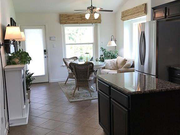 3rd image of 941 Heritage Springs Trl