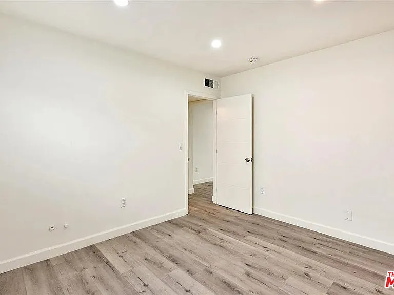 5529 Bonner Ave #3 — Photo 8