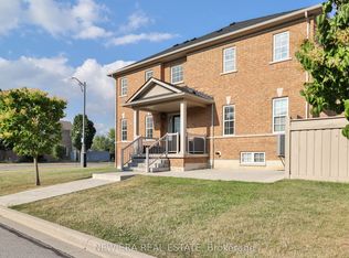 331 Davos Rd, Vaughan, ON L4H0M8