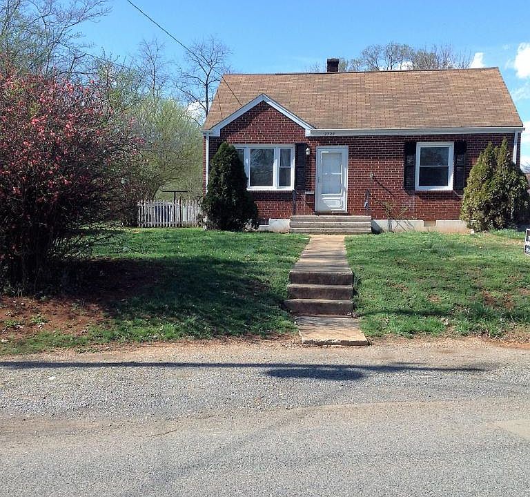 1st image of 2722 Dorchester Dr NW