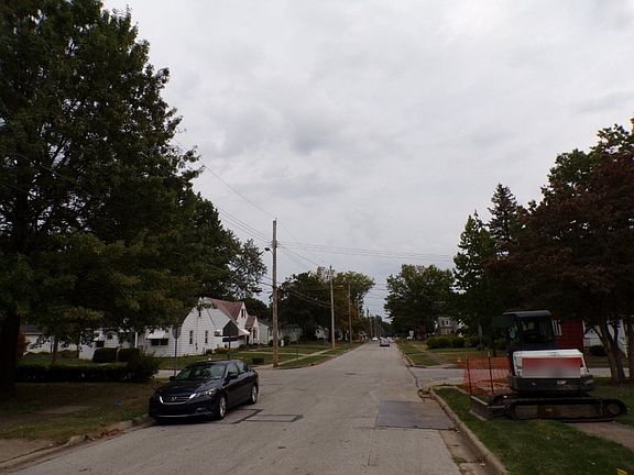 5th image of 1216 Roosevelt Ave