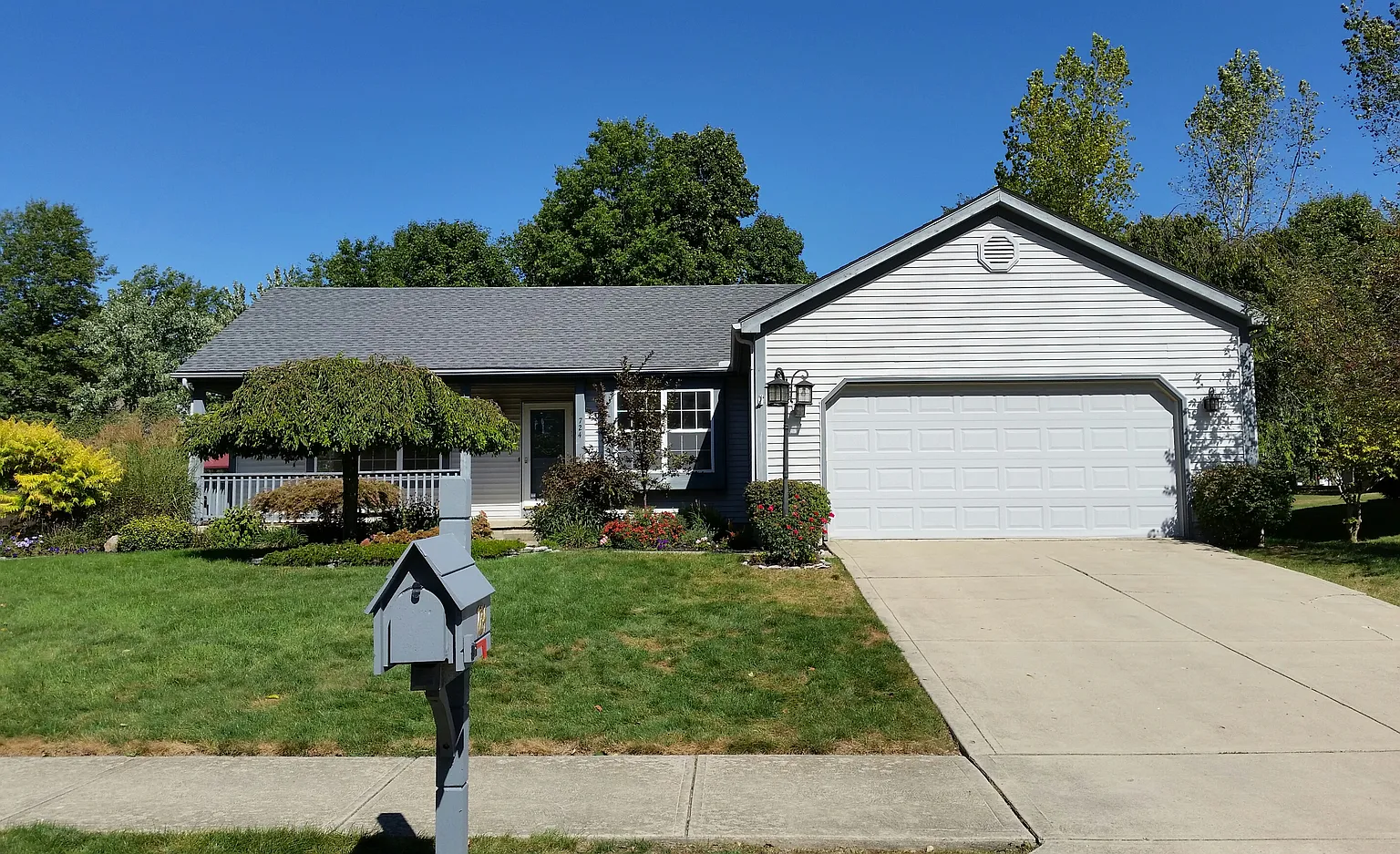 724 Northhampton Ct photo 1