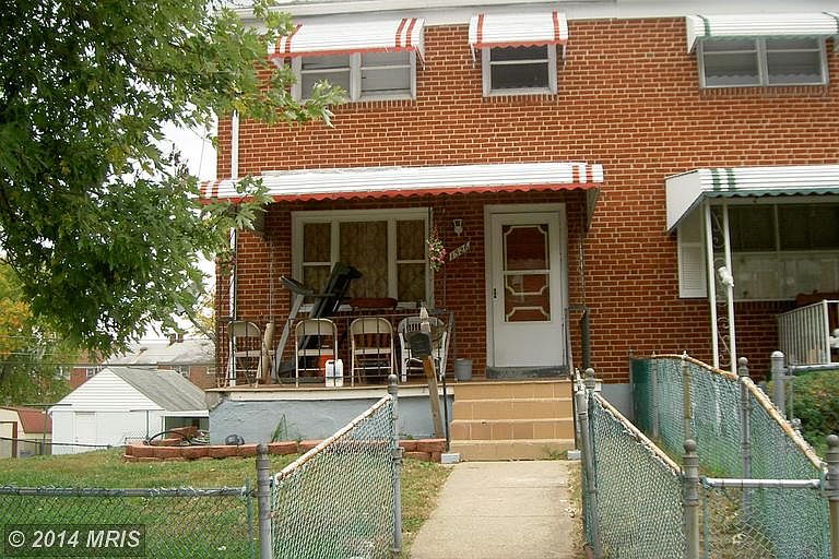 2nd image of 1526 Williams Ave