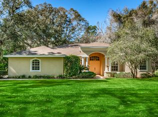 8335 Quail Run Dr, Zephyrhills, FL 33544
