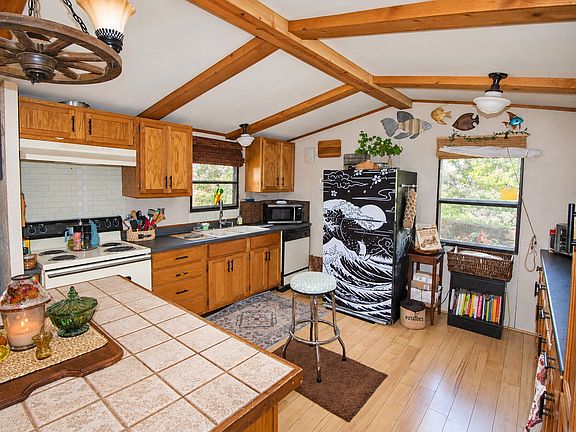 5th image of 10885 Ridgewood Rd