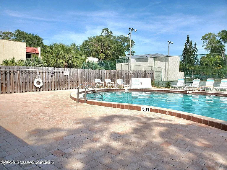 8751 Live Oak Ct — Photo 29