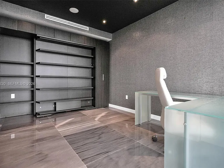 1100 Biscayne Blvd #6001 — Photo 42
