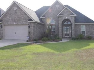 200 Charlotte Dr, Bonaire, GA 31005