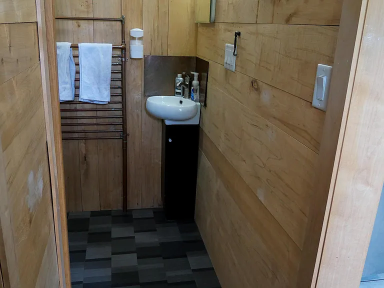 1193 Hall Ave — Photo 13