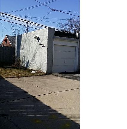 4th image of 25 Linden Ave