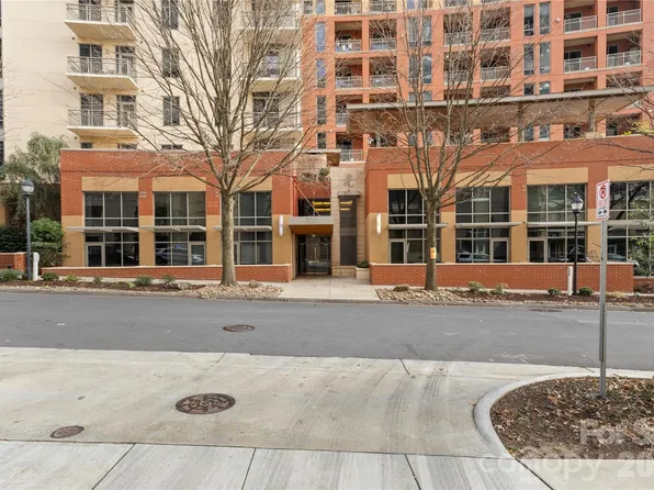 701 Royal Ct #603, Charlotte, NC 28202