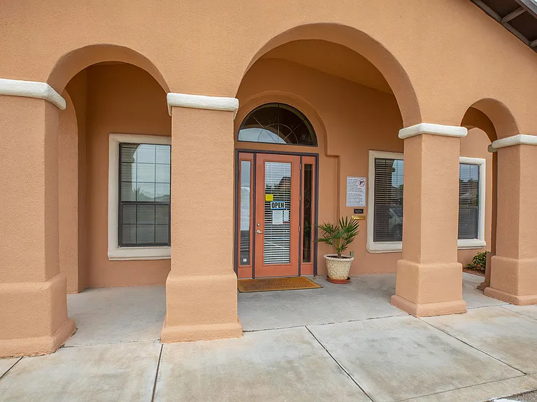 Woodchase Senior Community — Photo 18
