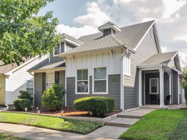 9908 Lexington Dr, Aubrey, TX 76227