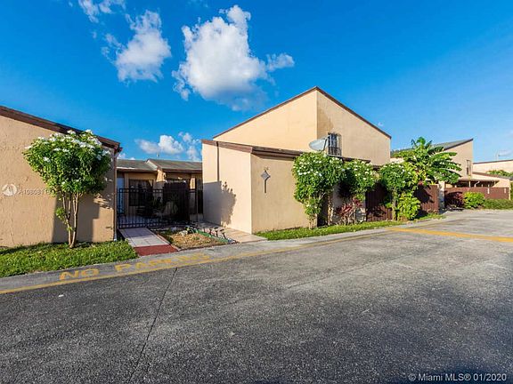 2nd image of 11600 SW 2nd St APT 106