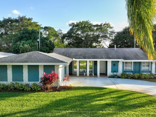 1554 SE Sunshine Avenue, Port St Lucie, FL 34952