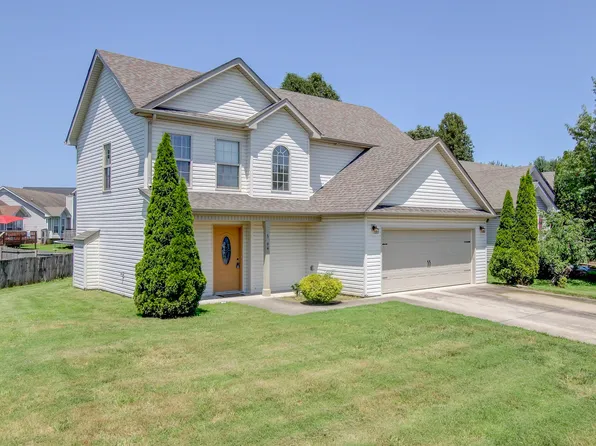 3694 Nadia Dr, Clarksville, TN 37040
