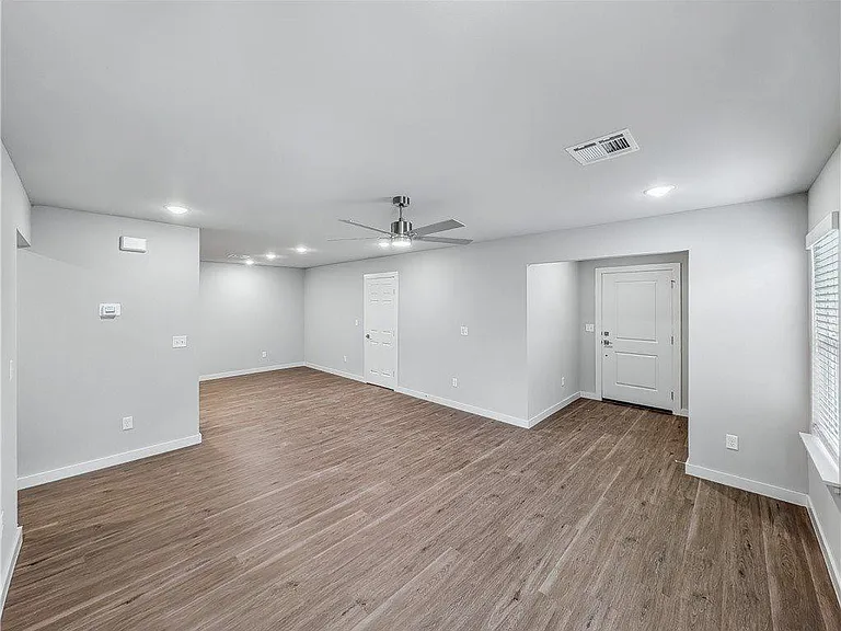 6619 NW Altus St — Photo 4