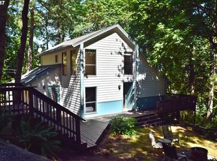 36789 Edgemont Dr, Lebanon, OR 97355