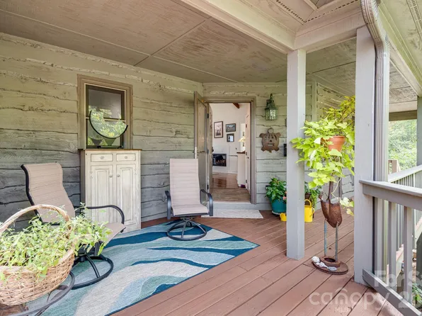 133 Club House Dr #4B, Burnsville, NC 28714