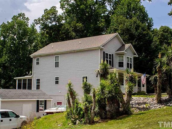 3rd image of 356 Hicks Dr