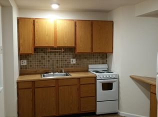 12819 Valleyhill St, Woodbridge, VA 22192