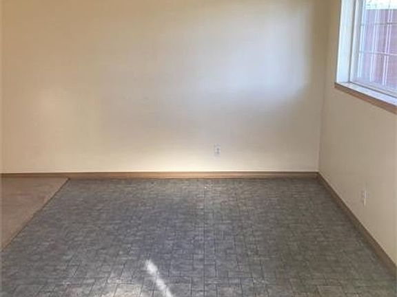 5th image of 676 NW Paragon Pl #1