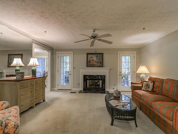 Living room w/ gas fireplace