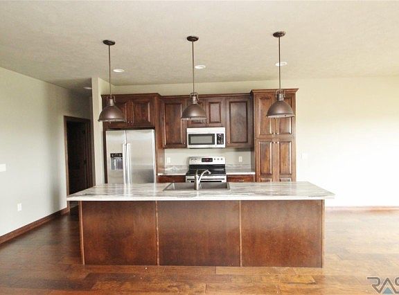 5th image of 7554 S Grand Arbor Pl