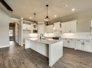 572 Lydia Ln, Granbury, TX 76049