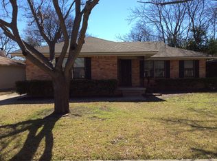 10610 Lakemere Dr, Dallas, TX 75238