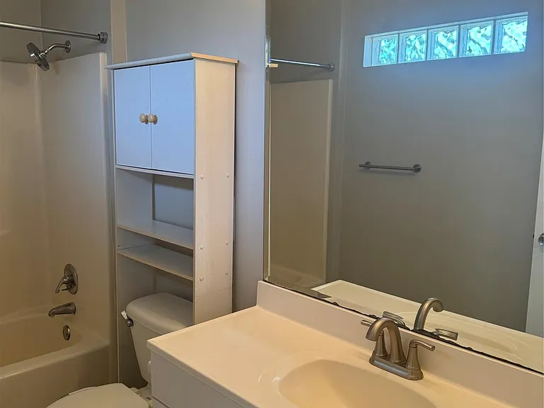 4007 Bute St #4 — Photo 8
