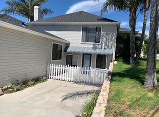 120 Sunset Dr APT D, Encinitas, CA 92024