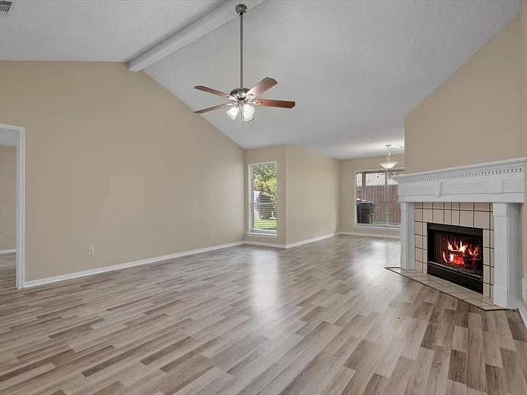 18182 Forest Cedars Dr — Photo 4