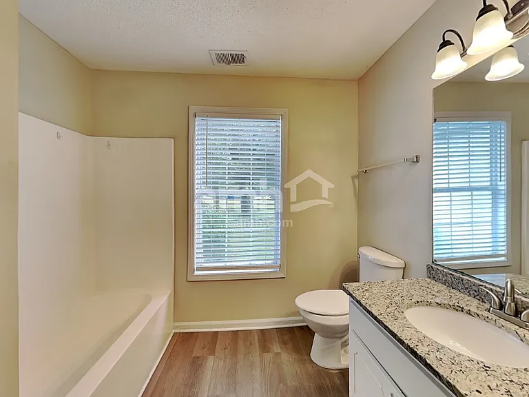 304 High Point Pl — Photo 14