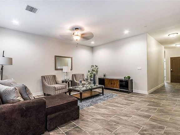 5th image of 3440 David Palacio Dr