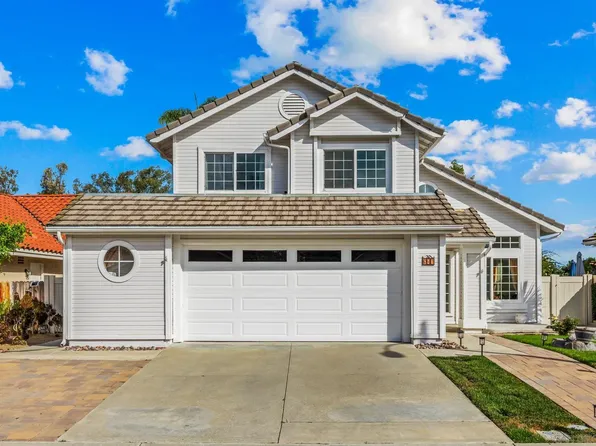 647 Boysenberry Way, Oceanside, CA 92057