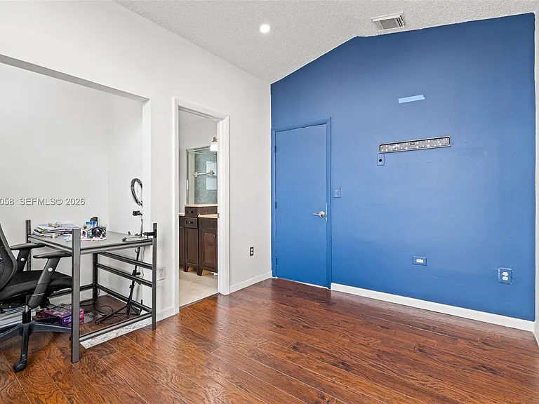 13990 SW 160th Ter — Photo 22