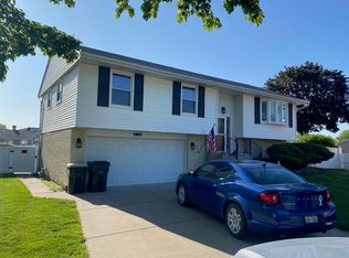 5805 Rose Ct, Countryside, IL 60525