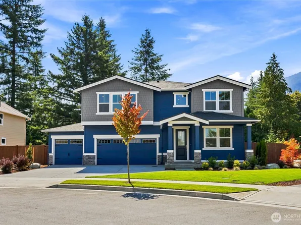 561 SE 12th Place #21, North Bend, WA 98045